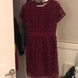Maroon lace short sleeve dress